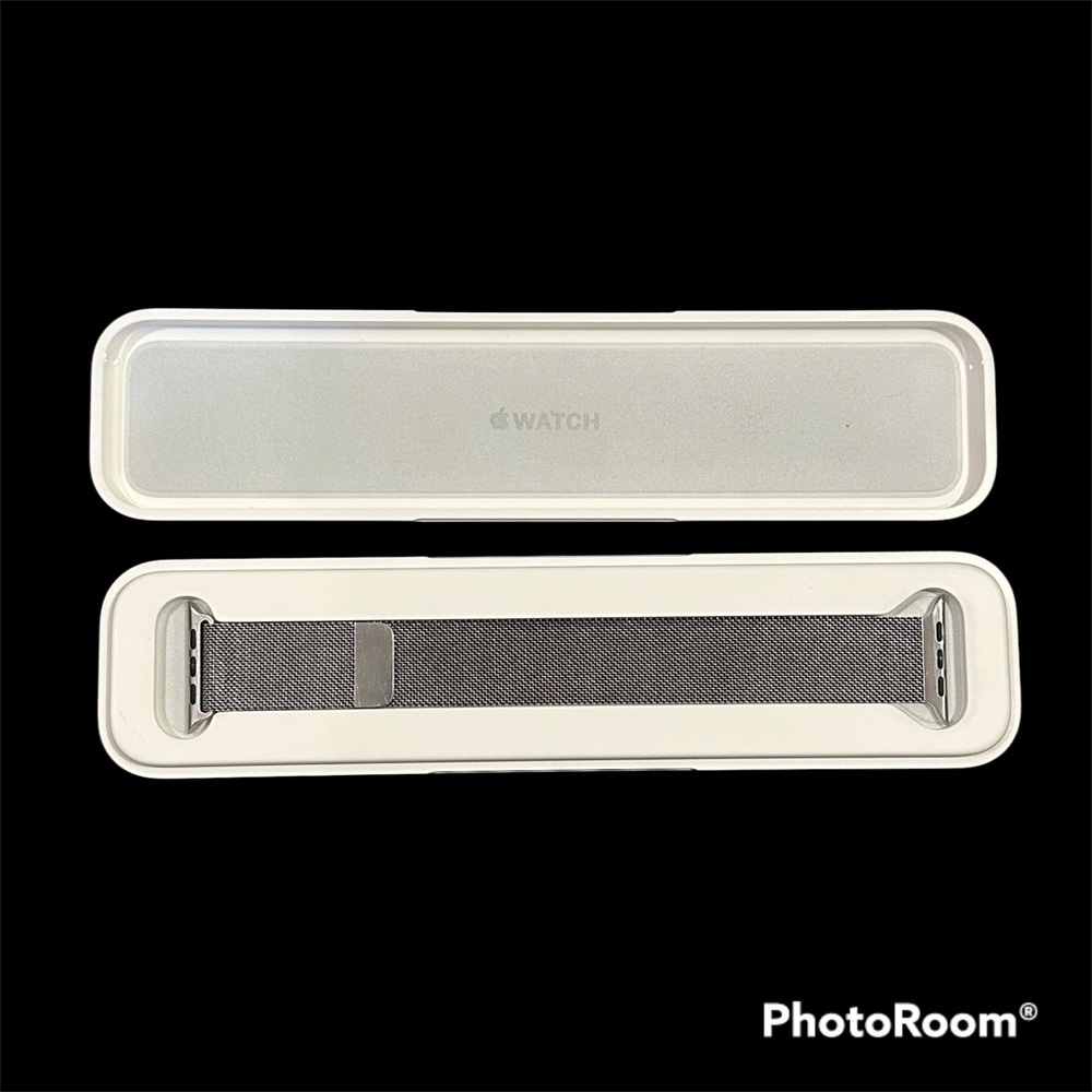 42 mm Silver Milanese Loop Apple Watch Stainless Steel